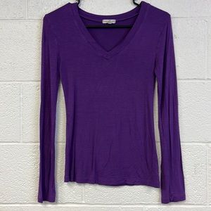 BOGO 🆓 Zenana purple long sleeve VNeck